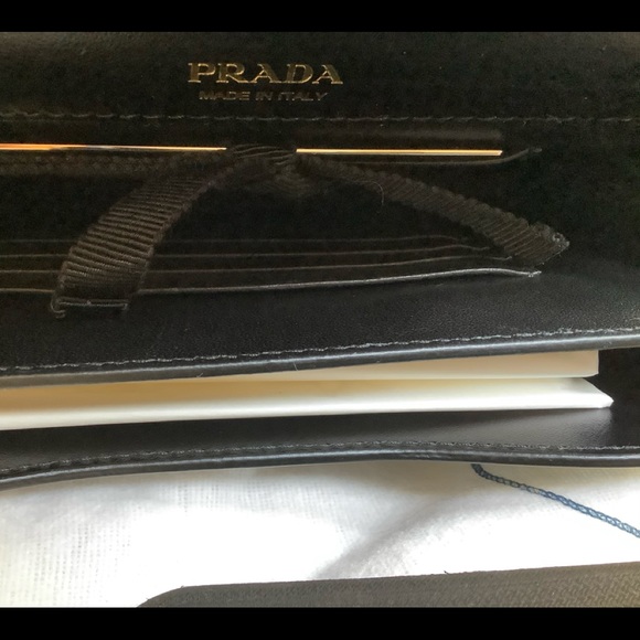 Prada Saffiano leather mini bag - Picture 4 of 7